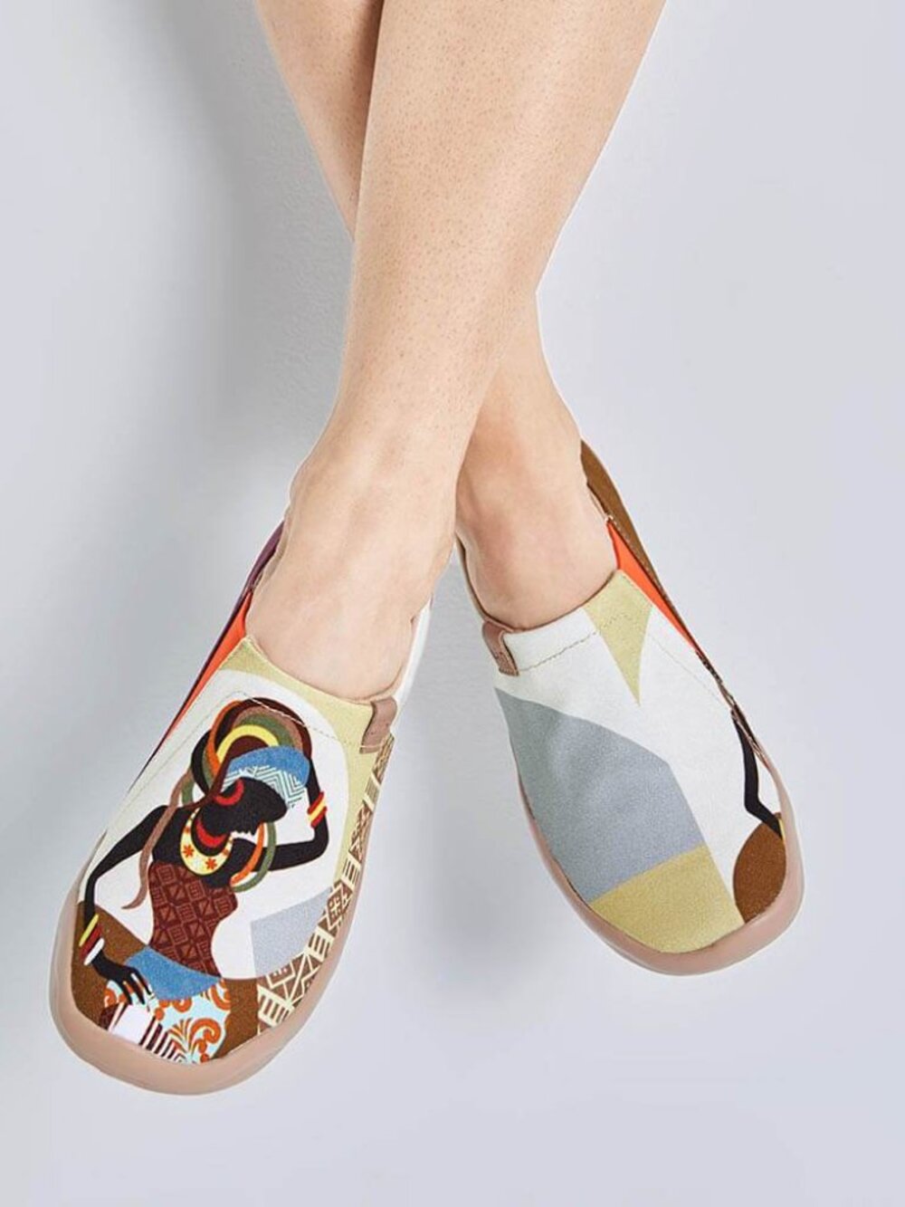 Women’s Size 9 UIN African Beauty Canvas Slip-On Art Travel Shoes